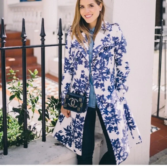 ♥️ Hobbs London Analia Floral Print Blue and White Trench Coat - Picture 5 of 8